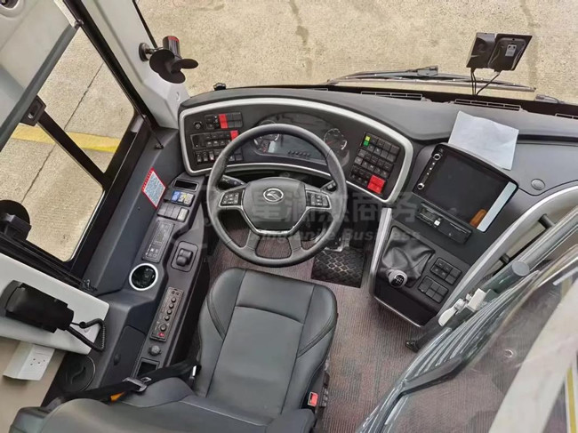 綿陽金龍客車45座出租